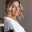 side-view-smile-bride-chair